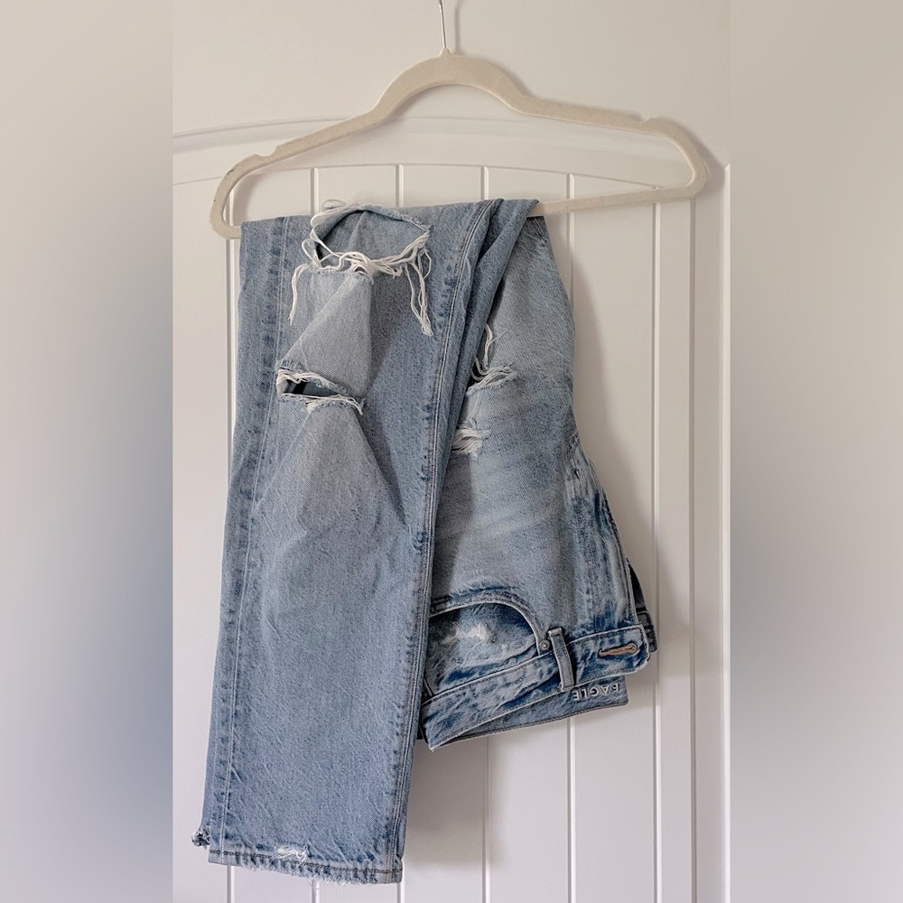 American Eagle Ripped Mom Jeans